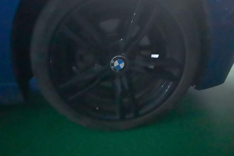 Used BMW 3 Series 2019 320Li M Sport Night Edition Right Front Wheel Hub