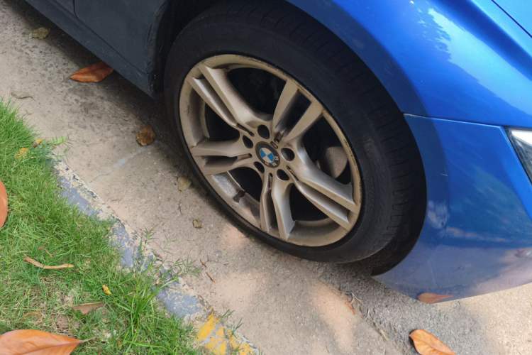 Used BMW 3 Series 2019 320Li M Sport Package Right Front Wheel Hub