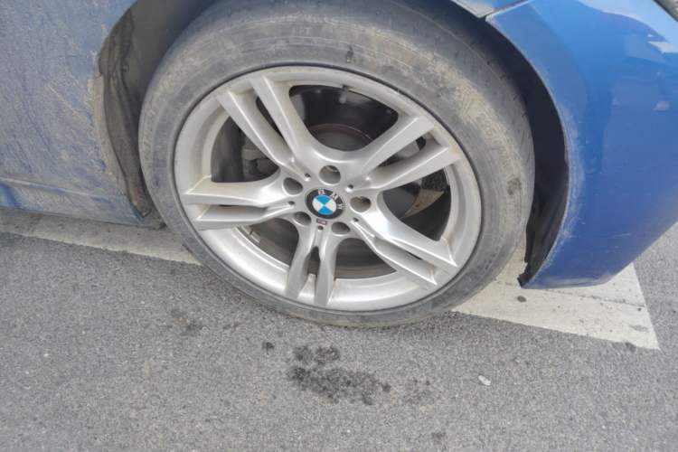 Used BMW 3 Series 2019 320Li M Sport Package Right Front Wheel Hub