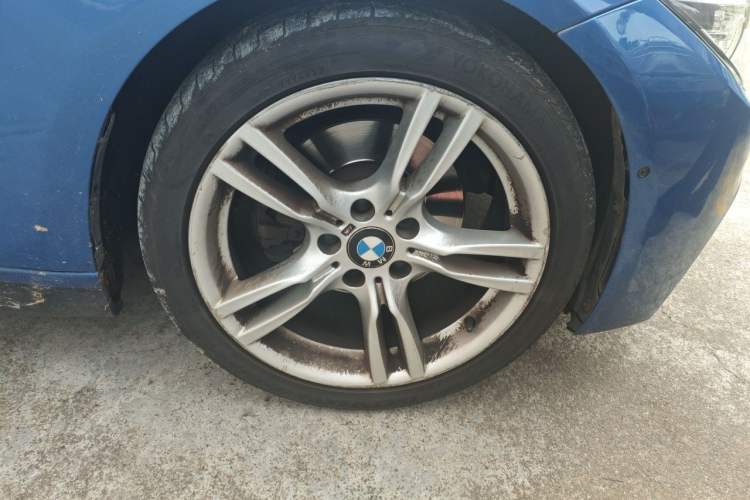 Used BMW 3 Series 2019 320Li M Sport Package Right Front Wheel Hub