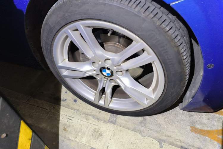 Used BMW 3 Series 2019 320Li M Sport Package Right Front Wheel Hub