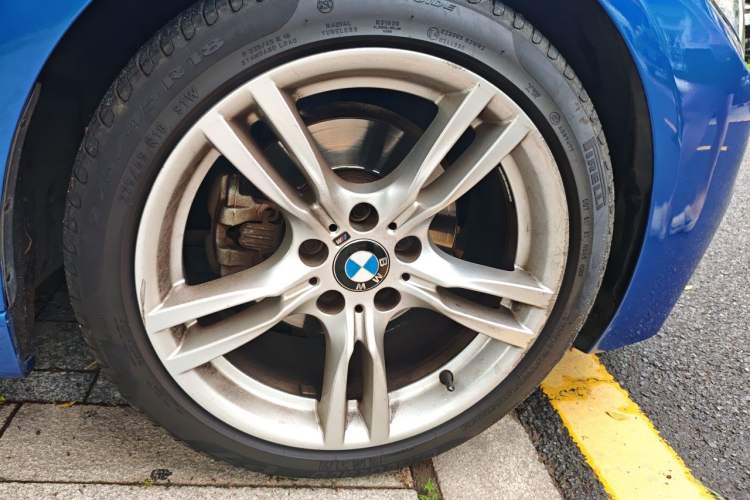 Used BMW 3 Series 2019 320Li M Sport Package Right Front Wheel Hub