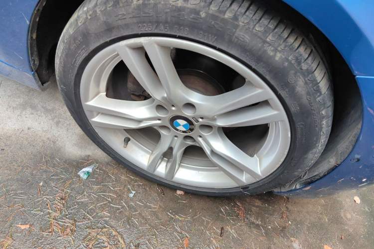Used BMW 3 Series 2019 320Li M Sport Package Right Front Wheel Hub