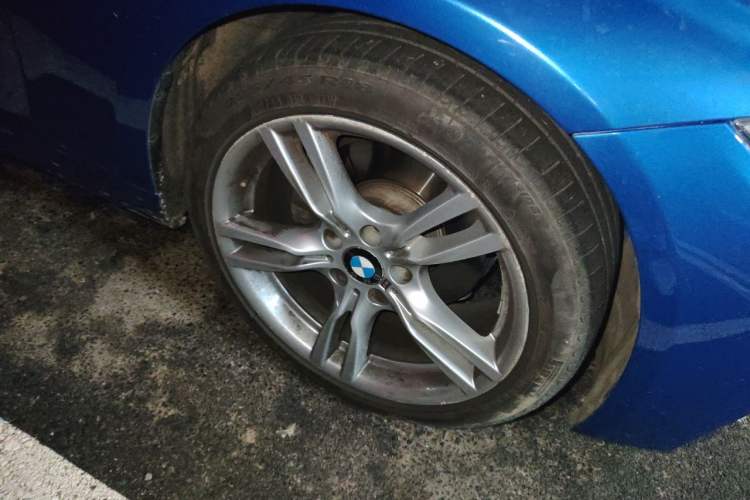 Used BMW 3 Series 2019 320Li M Luxury Package Right Front Wheel Hub