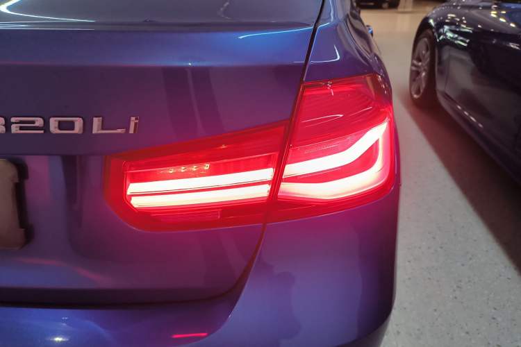 Used BMW 3 Series 2019 320Li M Luxury Package Right Rear Taillight