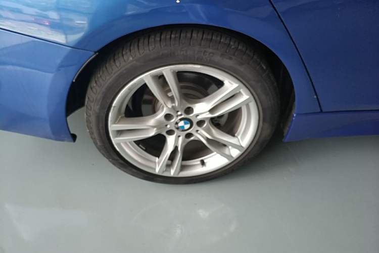 Used BMW 3 Series 2019 320Li M Sport Package Right Rear Wheel Hub