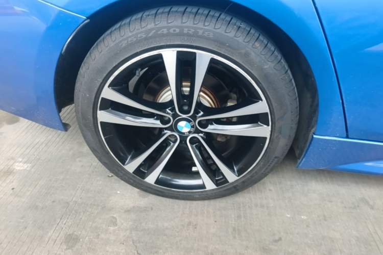 Used BMW 3 Series 2019 320Li M Luxury Package Right Rear Wheel Hub