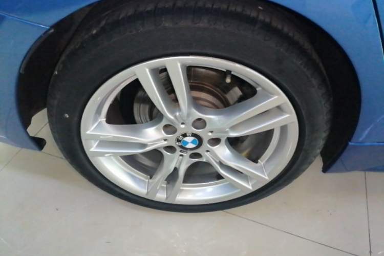 Used BMW 3 Series 2019 320Li M Sport Package Right Rear Wheel Hub