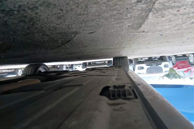 Used BMW 3 Series 2019 320i M Sport Package Right Side Sill