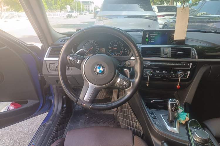 Used BMW 3 Series 2019 320Li M Sport Package Steering Wheel