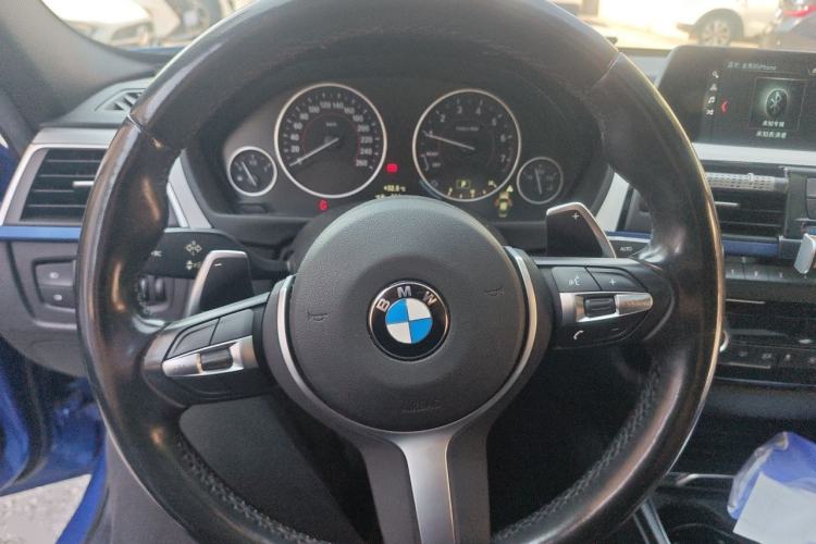 Used BMW 3 Series 2019 320i M Sport Package Steering Wheel