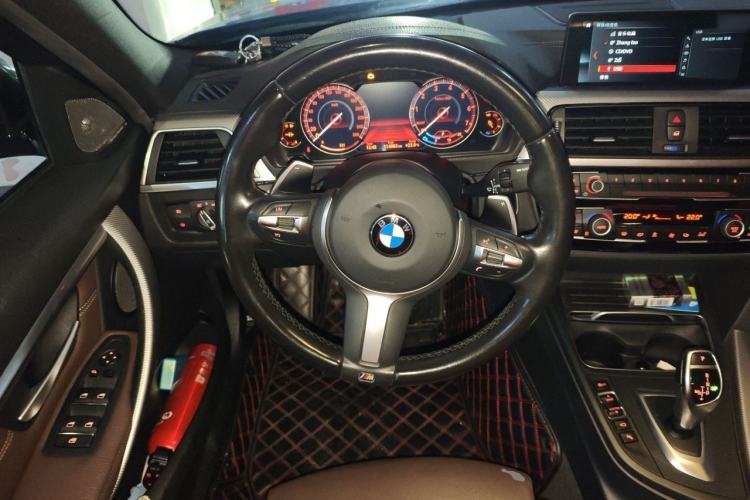 Used BMW 3 Series 2019 320i M Sport Night Edition Steering Wheel