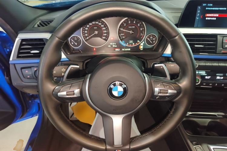 Used BMW 3 Series 2019 320i M Sport Package Steering Wheel
