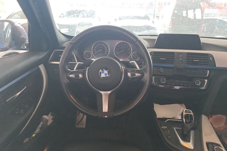 Used BMW 3 Series 2019 320i M Sport Package Steering Wheel