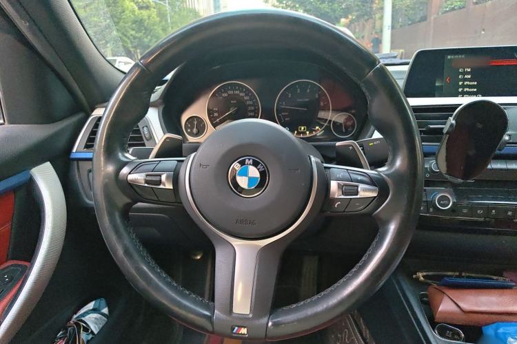 Used BMW 3 Series 2019 320i M Sport Package Steering Wheel