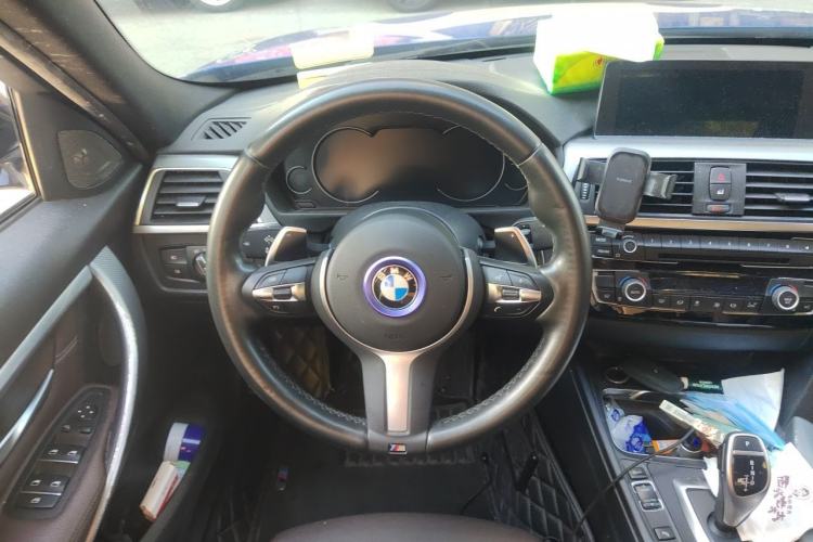 Used BMW 3 Series 2019 320i M Sport Night Edition Steering Wheel