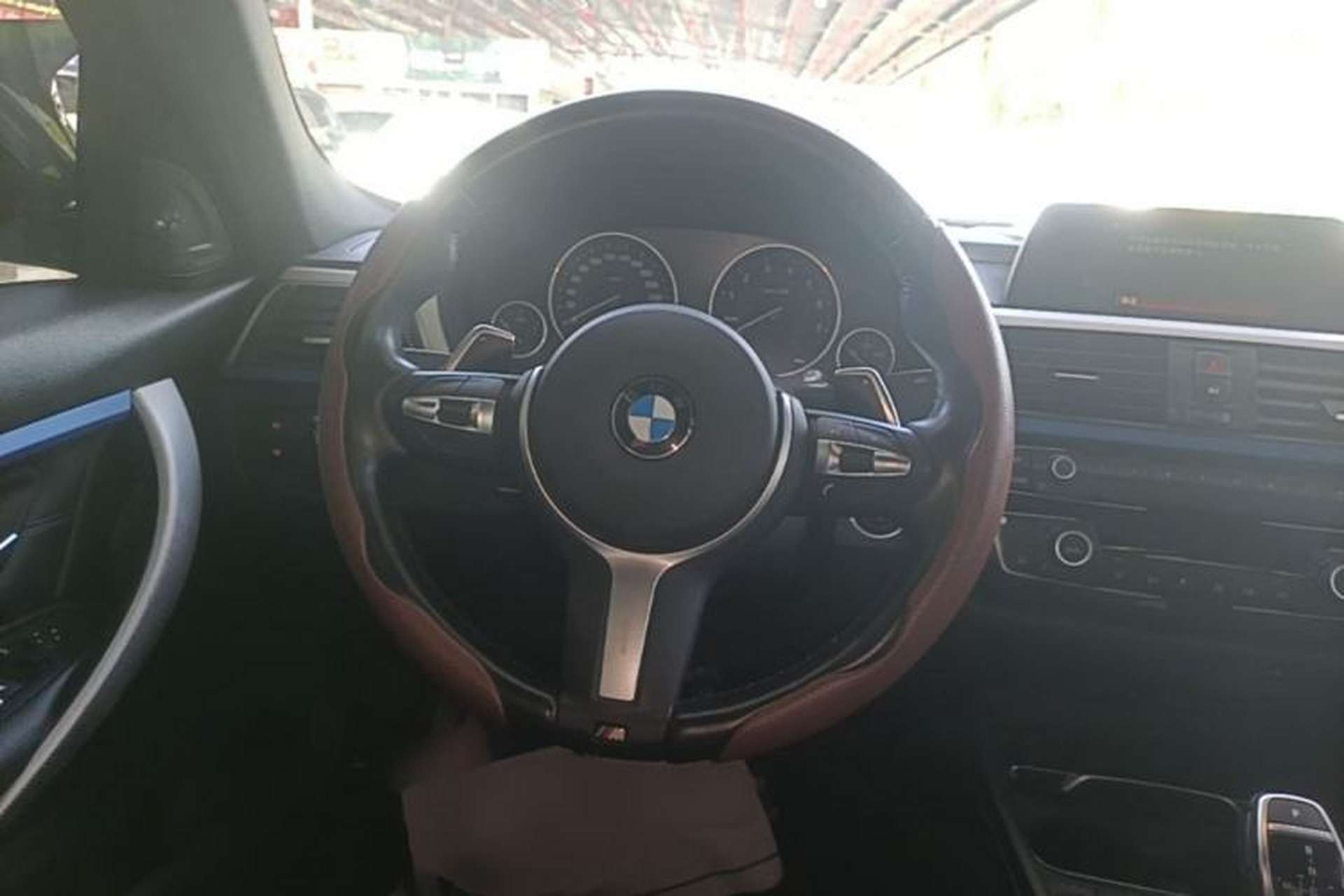 Used BMW 3 Series 2019 320i M Sport Package Steering Wheel