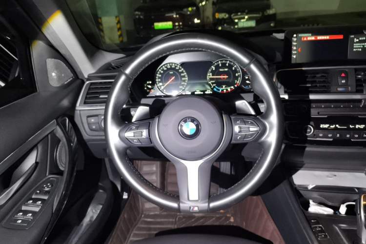 Used BMW 3 Series 2019 320Li M Sport Night Edition Steering Wheel