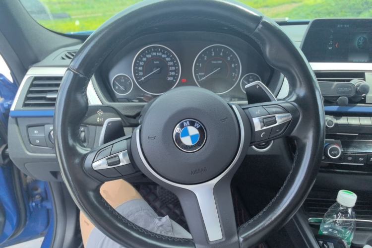 Used BMW 3 Series 2019 320i M Sport Package Steering Wheel