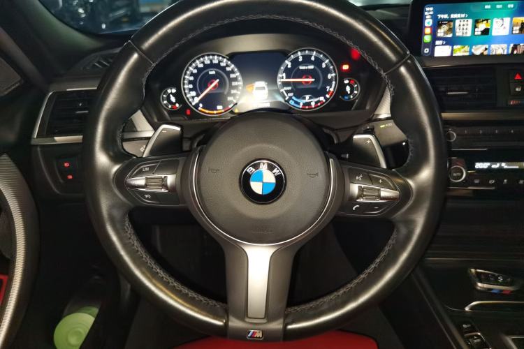 Used BMW 3 Series 2019 320i M Sport Night Edition Steering Wheel