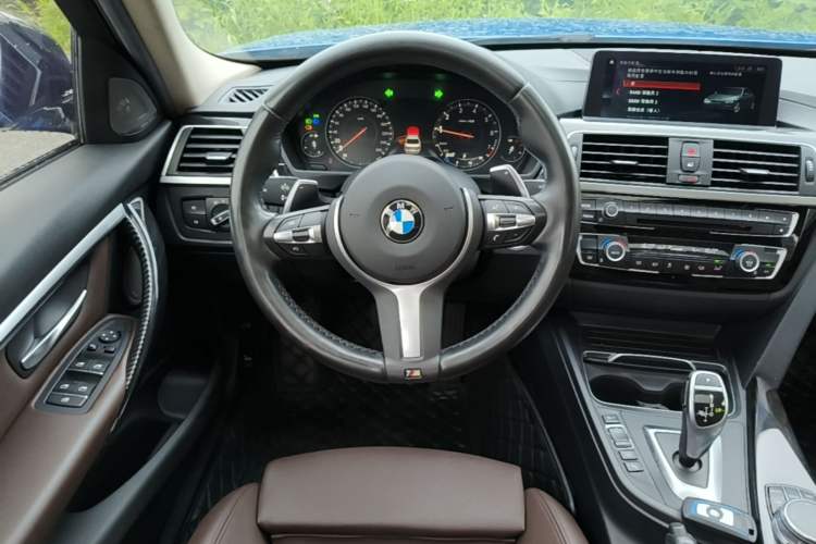 Used BMW 3 Series 2019 320Li M Sport Night Edition Steering Wheel