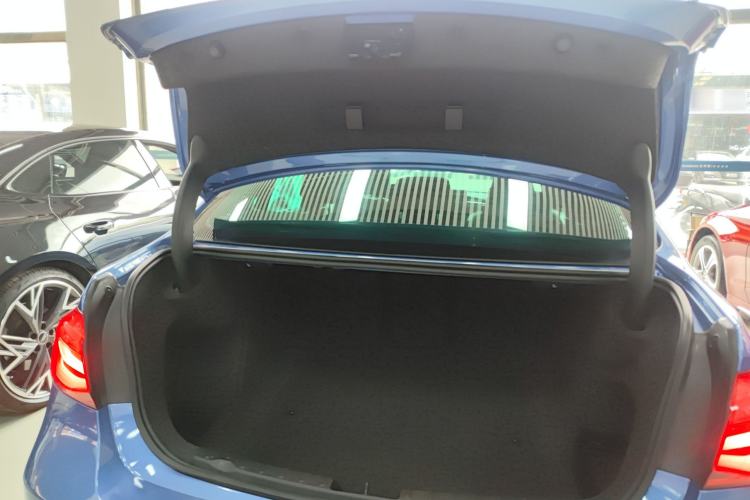 Used BMW 3 Series 2019 320Li M Luxury Package Trunk