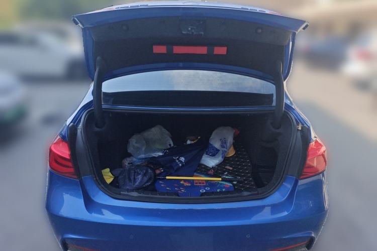 Used BMW 3 Series 2019 320i M Sport Package Trunk
