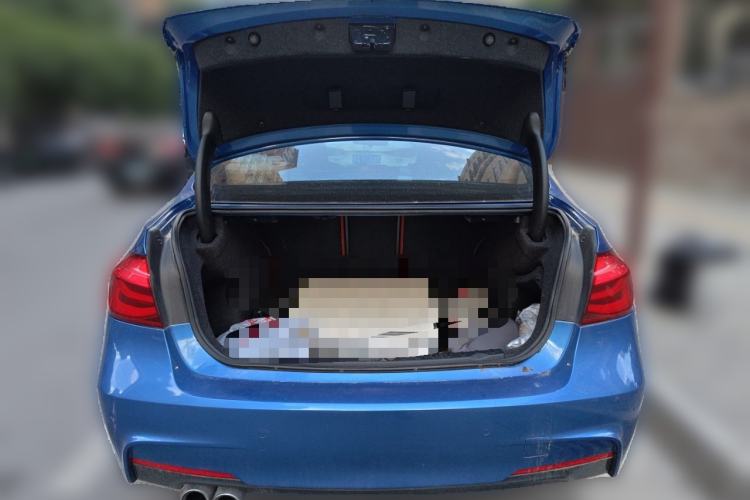 Used BMW 3 Series 2019 320i M Sport Package Trunk