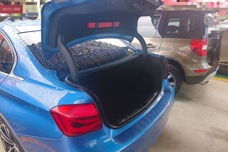 Used BMW 3 Series 2019 320Li M Sport Package Trunk