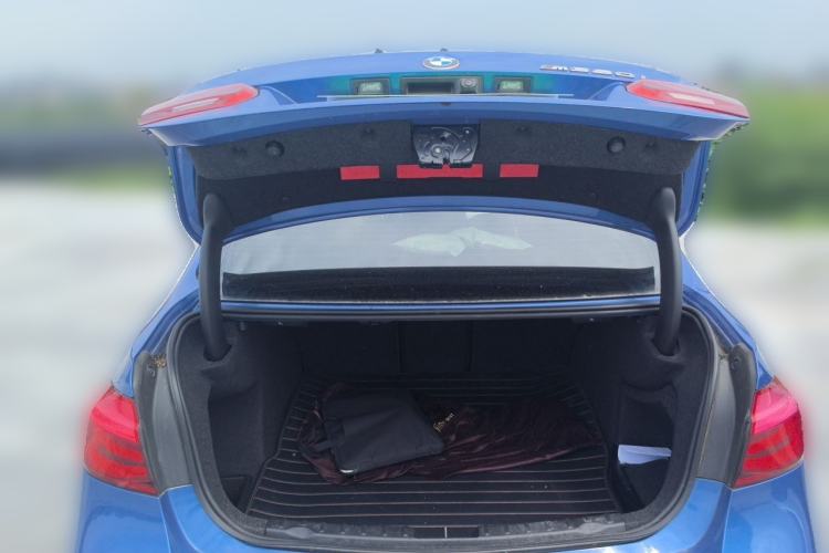 Used BMW 3 Series 2019 320i M Sport Package Trunk