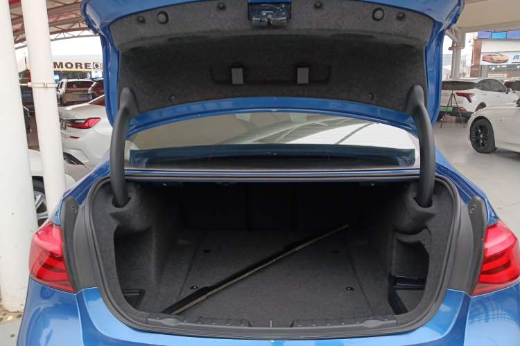 Used BMW 3 Series 2019 320Li M Sport Package Trunk