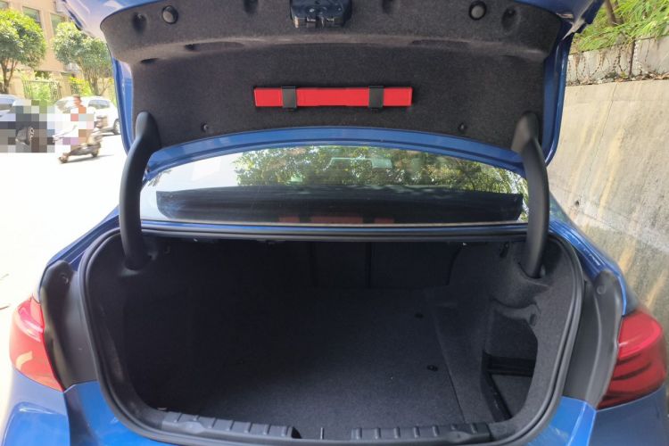 Used BMW 3 Series 2019 320i M Sport Package Trunk