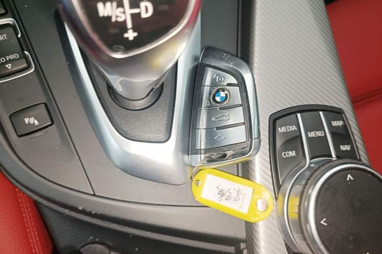 Used BMW 3 Series 2019 320i M Sport Night Edition Vehicle Key