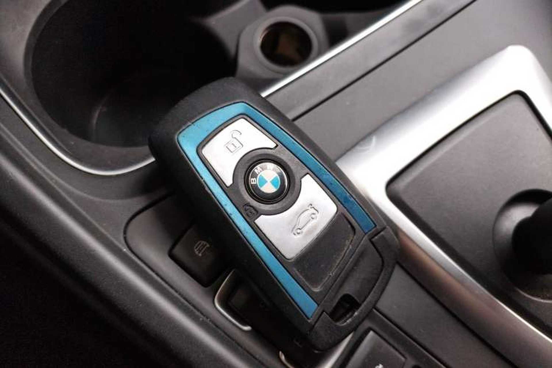 Used BMW 3 Series 2019 320i M Sport Package Vehicle Key