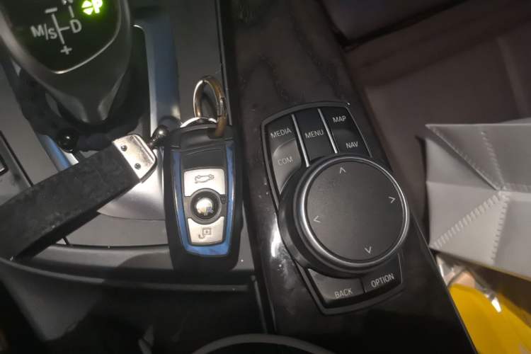 Used BMW 3 Series 2019 320Li M Sport Night Edition Vehicle Key