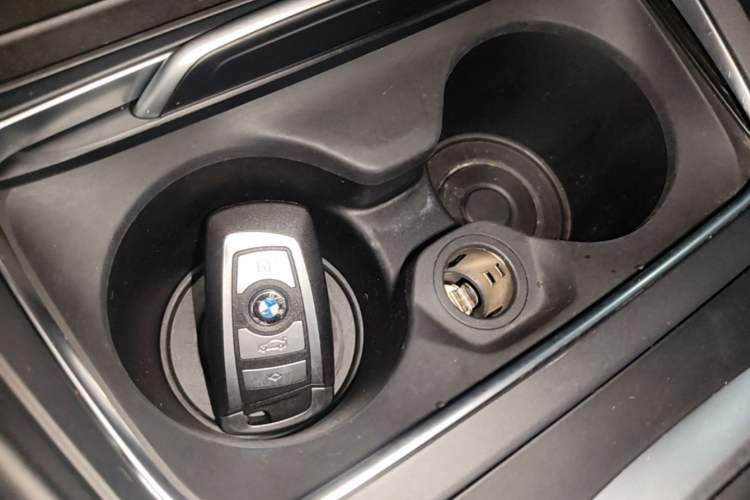 Used BMW 3 Series 2019 320Li M Sport Package Vehicle Key