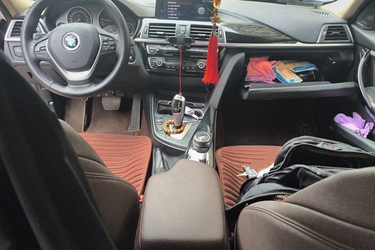 Used BMW 3 Series 2019 320Li Fashion Model Center Console