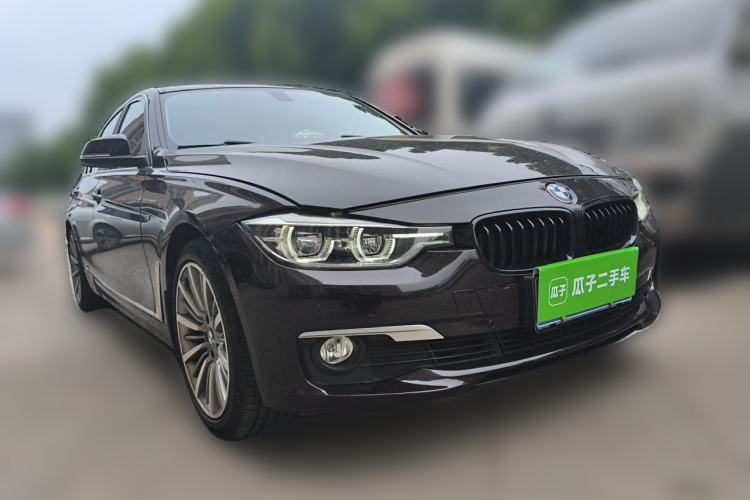 Used BMW 3 Series 2019 320Li Fashion Model Front Right 45 Deg
