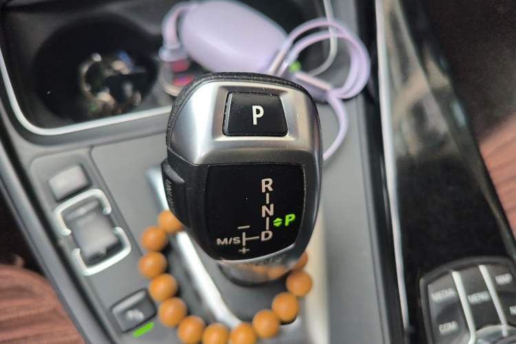 Used BMW 3 Series 2019 320Li Fashion Model Gear Lever