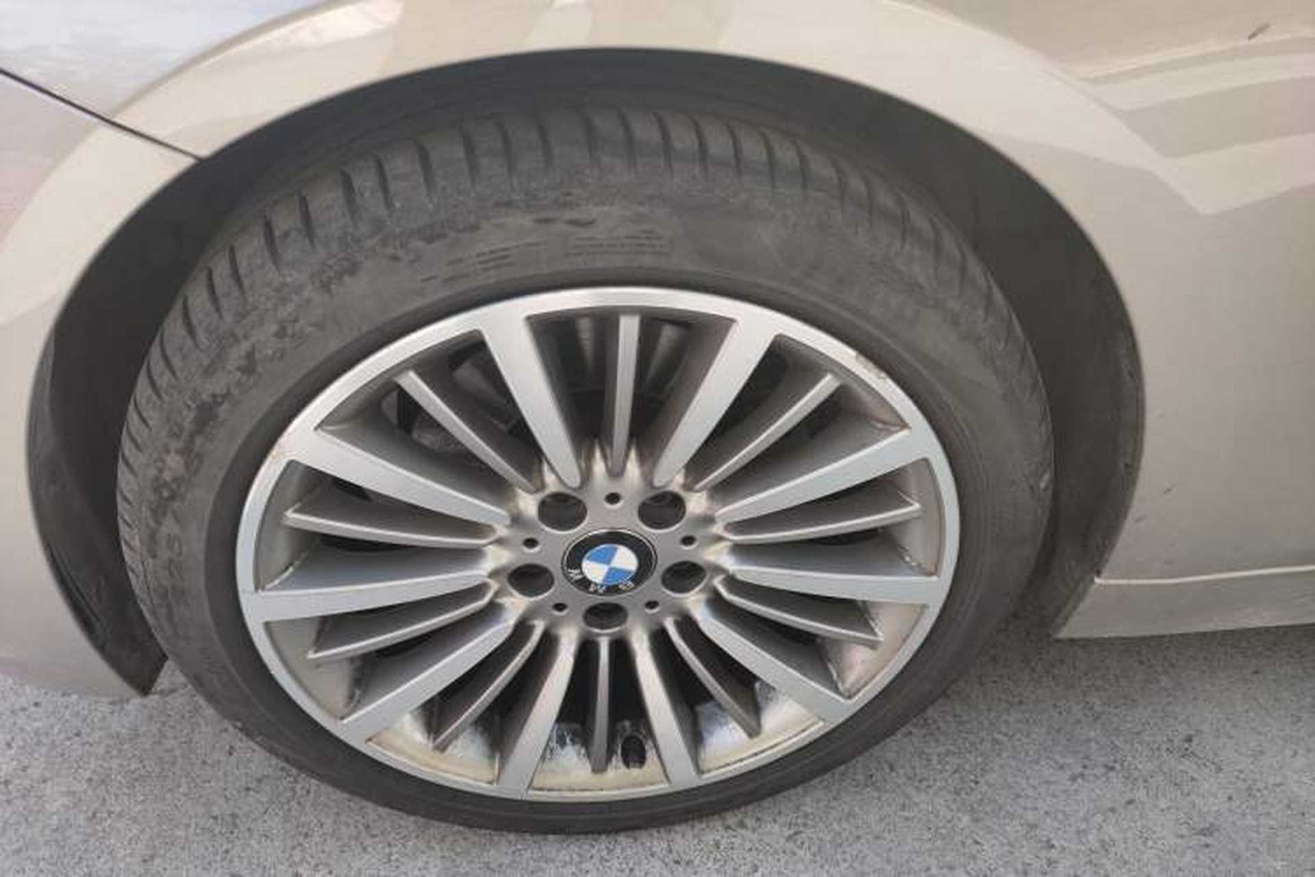 Used BMW 3 Series 2019 320Li Fashion Model Left Front Wheel Hub
