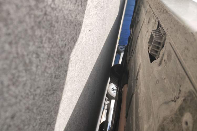 Used BMW 3 Series 2019 320Li Fashion Model Right Side Sill