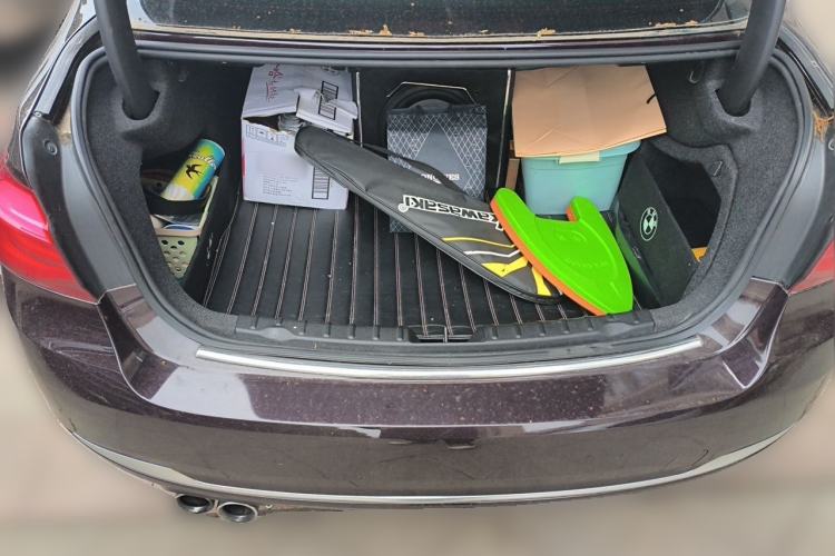 Used BMW 3 Series 2019 320Li Fashion Model Trunk