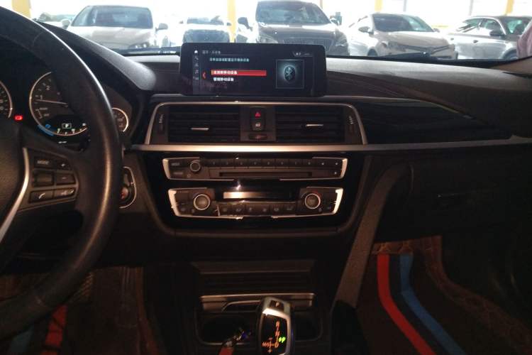 Used BMW 3 Series 2019 320Li Fashion Model Audio And AC Panel