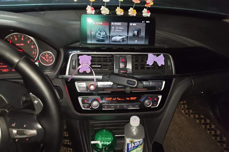 Used BMW 3 Series 2019 320Li Fashion Model Audio And AC Panel