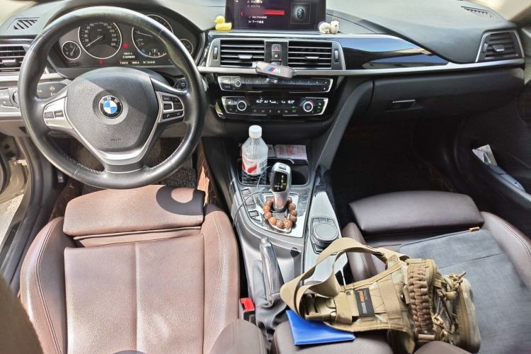 Used BMW 3 Series 2019 320Li Fashion Model Center Console