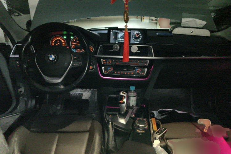 Used BMW 3 Series 2019 320Li Fashion Model Center Console