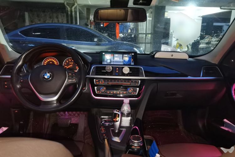 Used BMW 3 Series 2019 320Li Fashion Model Center Console