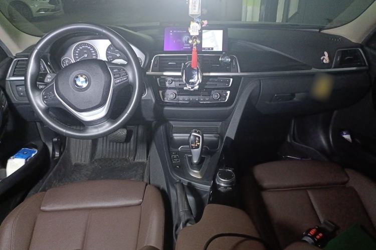 Used BMW 3 Series 2019 320Li xDrive Fashion Model Center Console