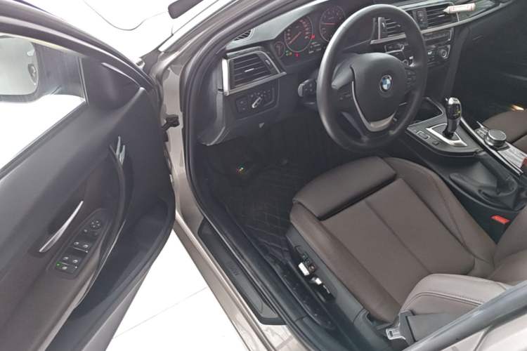 Used BMW 3 Series 2019 320Li Fashion Model Driver Seat