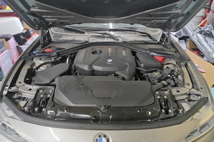 Used BMW 3 Series 2019 320Li Fashion Model Engine Bay